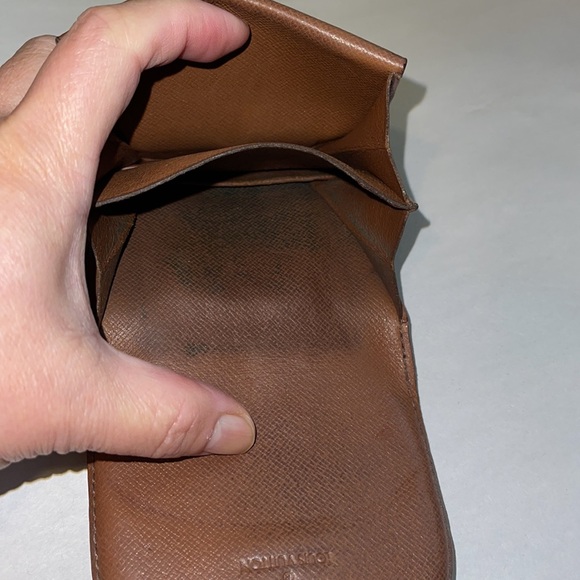 Authentic Vintage Louis Vuitton coin purse - Picture 6 of 17